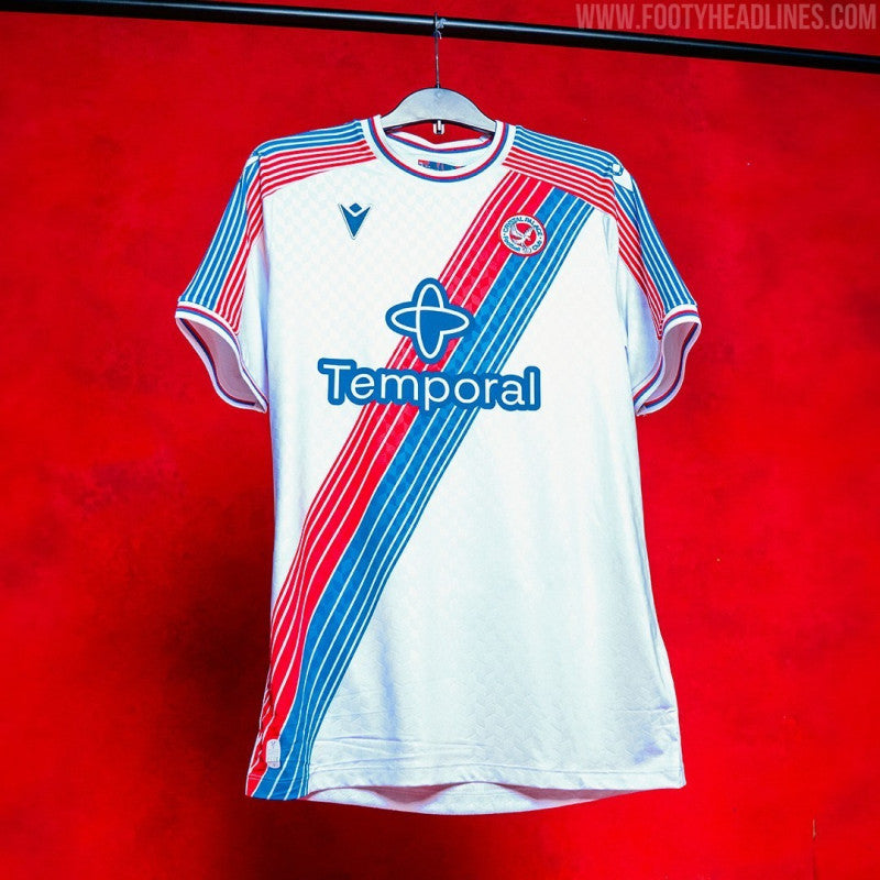 Crystal Palace 26/ 27 Home kit